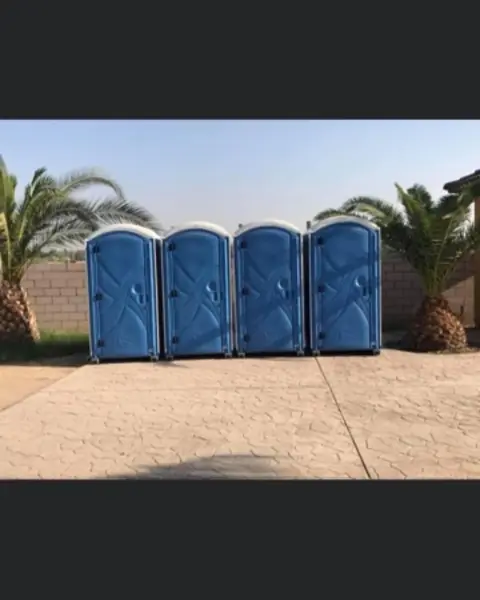 Wheelchair-accessible unit
