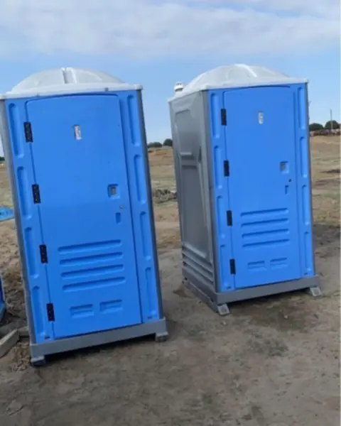 Standard porta potty